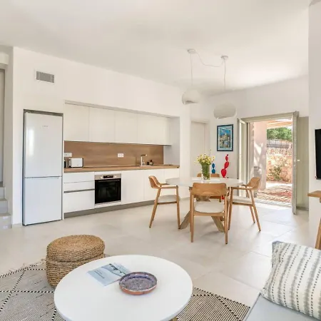 Alma - Center * Alikí