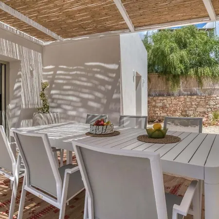 Alma - Center Villa Alikí